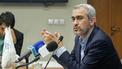 یک کارشناس: مهار تورم با کاهش کسری بودجه یا تأمین کسری میسر است/دانش مدنی زاده یک برند است