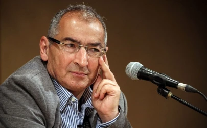 صادق زیبا کلام: اپوزیسیون در توهم و خوش خیالی است