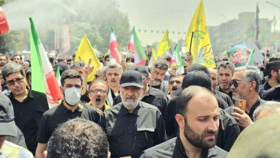محسن رضایی: نگرش منطقه و جهان به ملت ایران تغییر کرده است/ جان فدای ایران هستیم